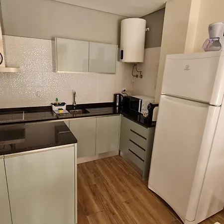 Casa Amarela - Αλμπουφέιρα